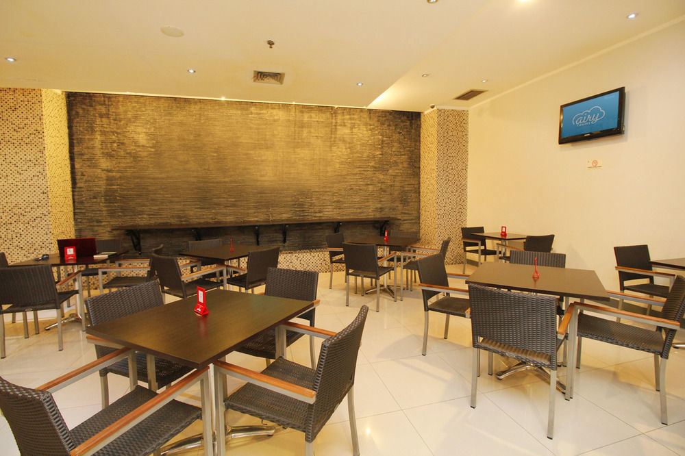 Airy Glodok Pinangsia Raya Jakarta Hotell Exteriör bild