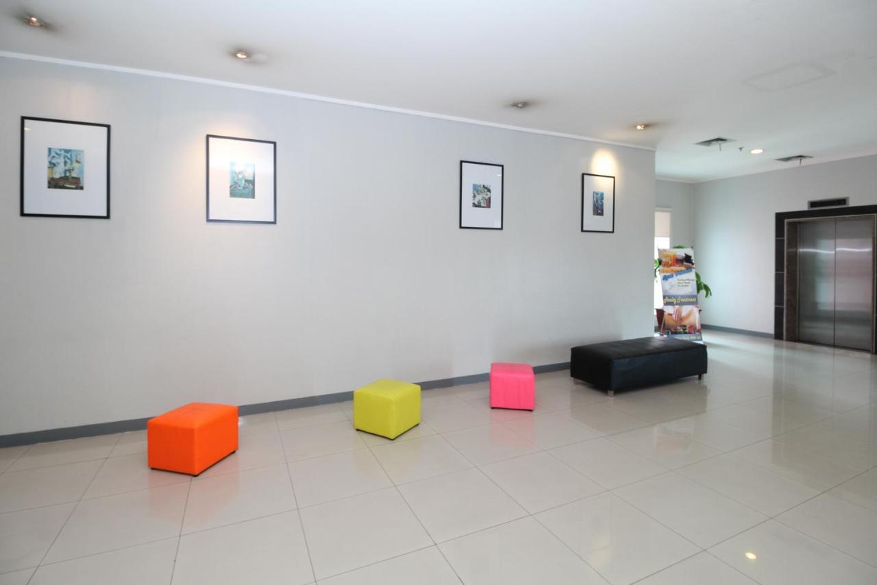 Airy Glodok Pinangsia Raya Jakarta Hotell Exteriör bild