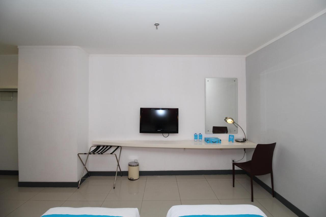 Airy Glodok Pinangsia Raya Jakarta Hotell Exteriör bild