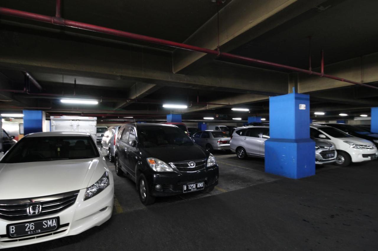 Airy Glodok Pinangsia Raya Jakarta Hotell Exteriör bild